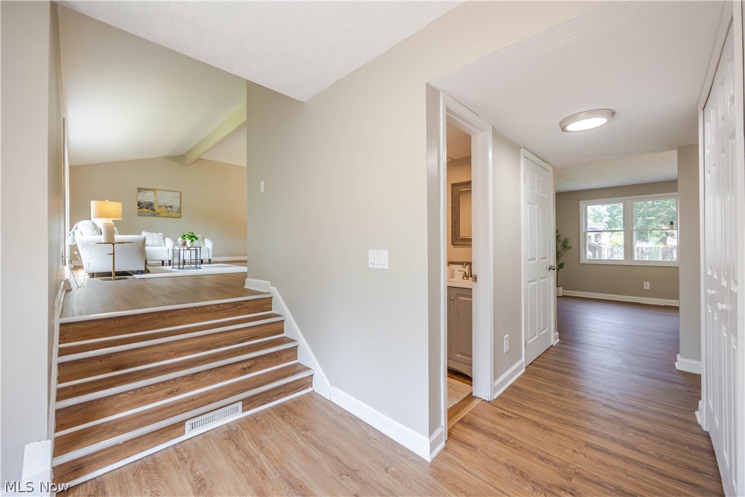 37430 Hunters Ridge Road Solon OH 44139