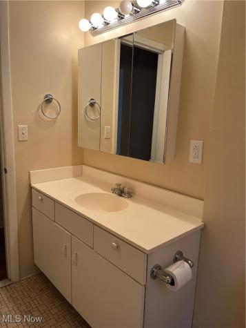 16100 Scottsdale Boulevard Shaker Heights OH 44120