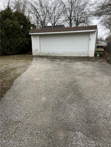 16100 Scottsdale Boulevard Shaker Heights OH 44120