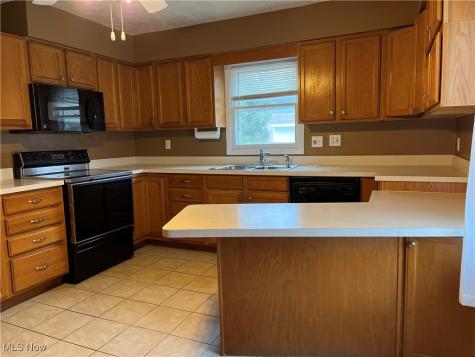 16100 Scottsdale Boulevard Shaker Heights OH 44120