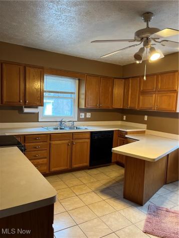 16100 Scottsdale Boulevard Shaker Heights OH 44120