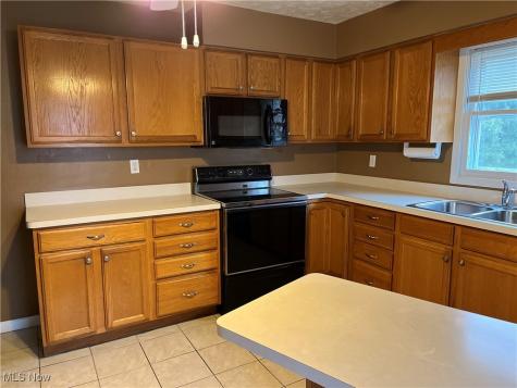 16100 Scottsdale Boulevard Shaker Heights OH 44120