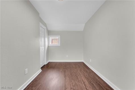 1244 W 69th Street Cleveland OH 44102