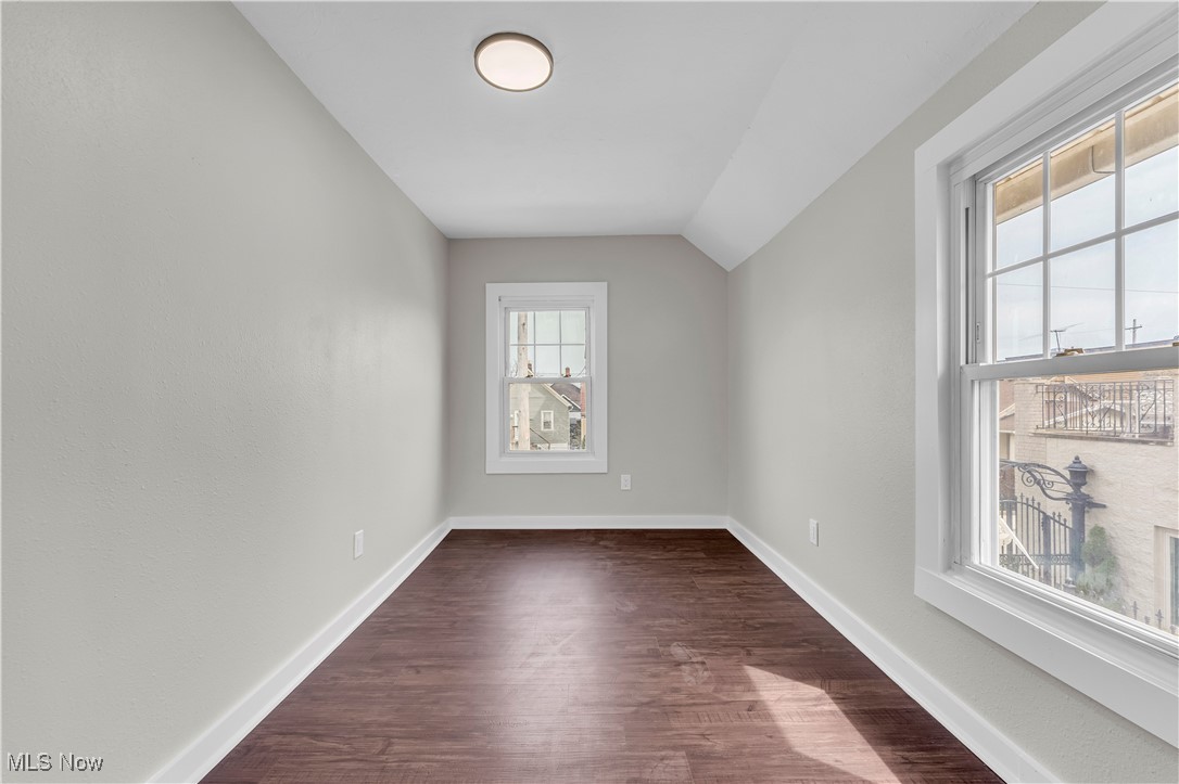 1244 W 69th Street Cleveland OH 44102
