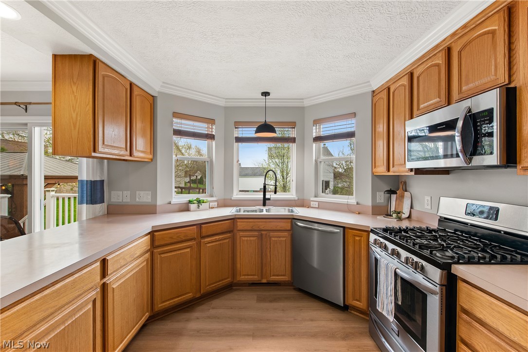 657 Ashbrook Drive Wadsworth OH 44281