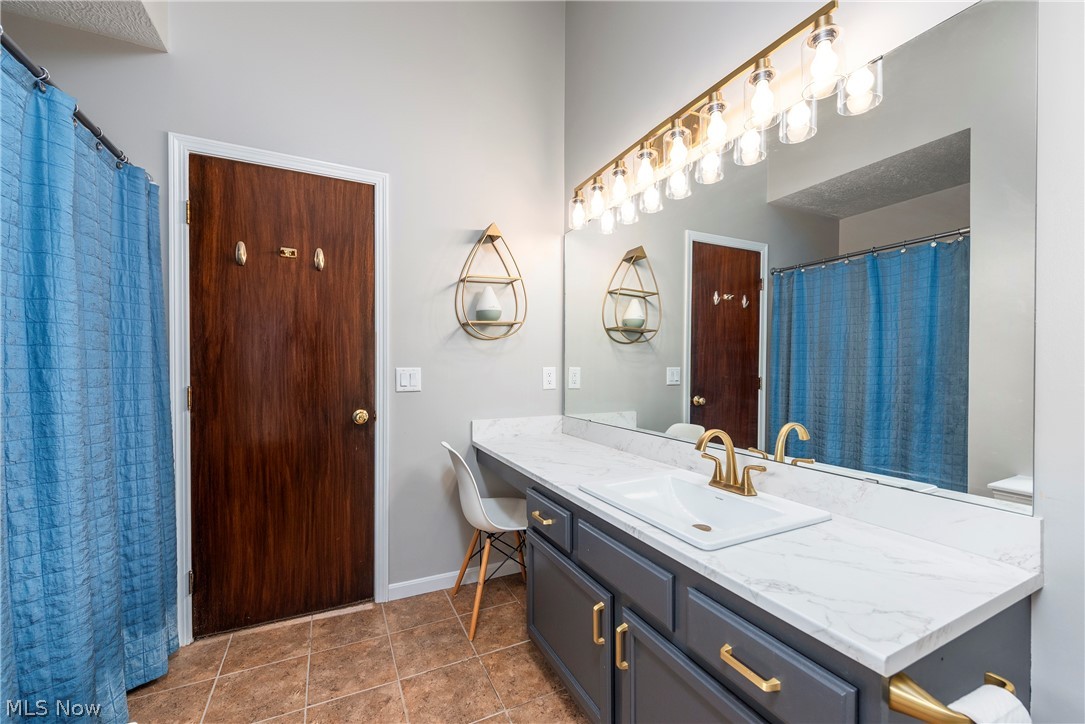 657 Ashbrook Drive Wadsworth OH 44281