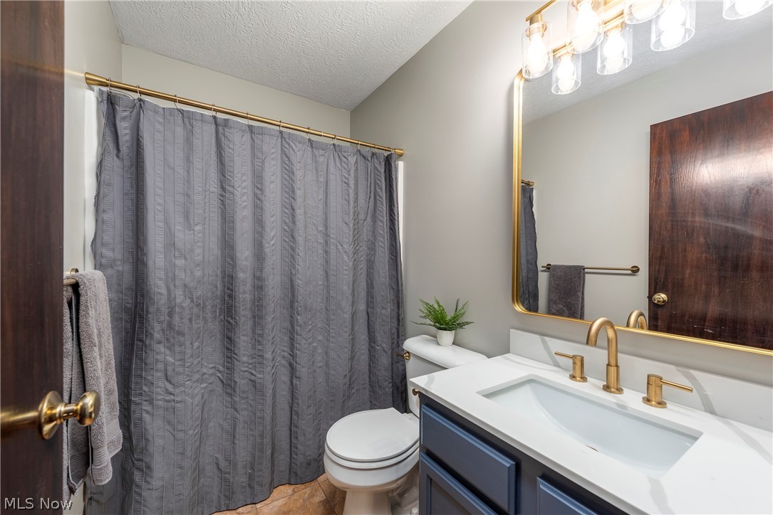 657 Ashbrook Drive Wadsworth OH 44281