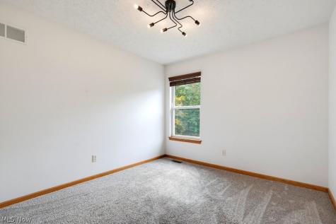 8874 Oliver Court North Ridgeville OH 44039
