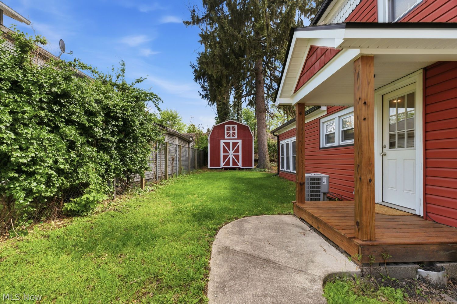 156 Beaver Court Amherst OH 44001