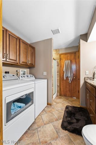 2500 Hume Street NW North Canton OH 44720