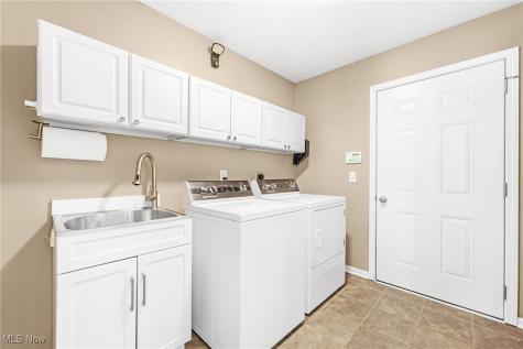 5145 Cardinal Court Lorain OH 44053