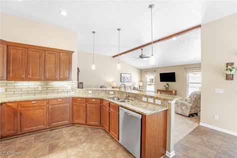 5145 Cardinal Court Lorain OH 44053