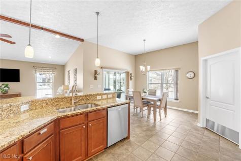 5145 Cardinal Court Lorain OH 44053