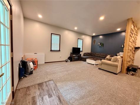 240 Winkler Drive Wooster OH 44691