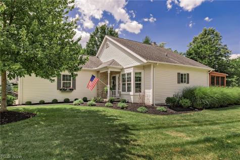 383 Woodside Drive Northfield OH 44067