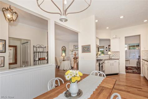 383 Woodside Drive Northfield OH 44067