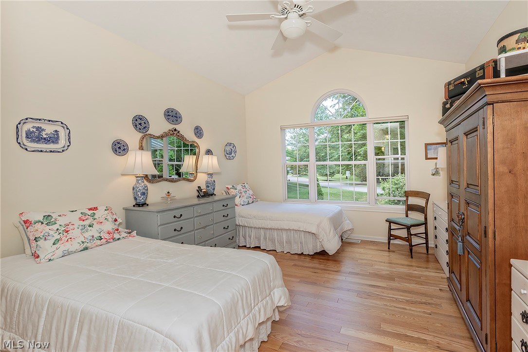 383 Woodside Drive Northfield OH 44067