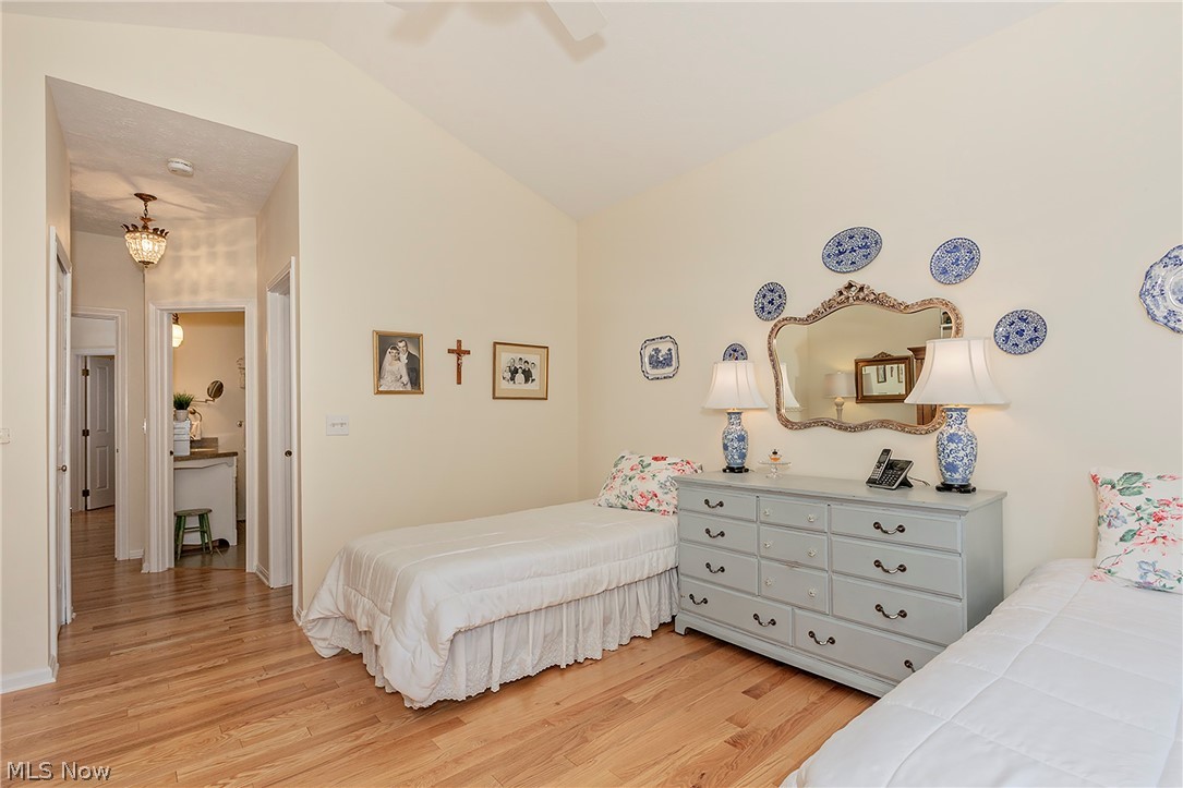 383 Woodside Drive Northfield OH 44067