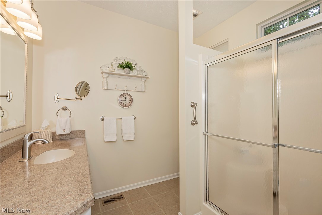 383 Woodside Drive Northfield OH 44067