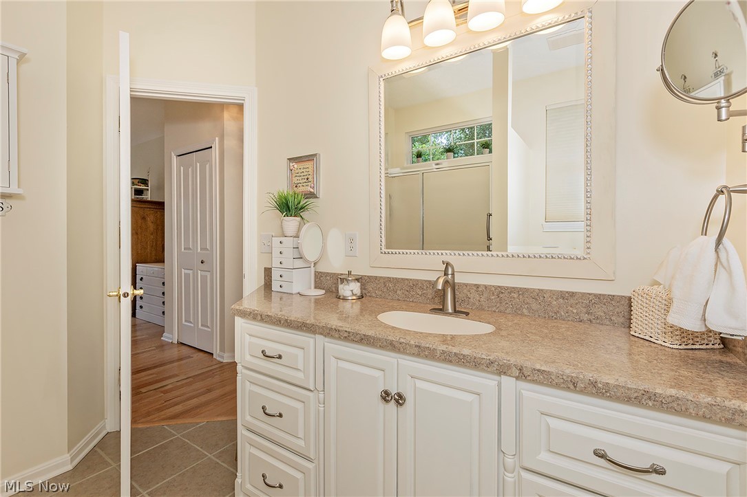 383 Woodside Drive Northfield OH 44067