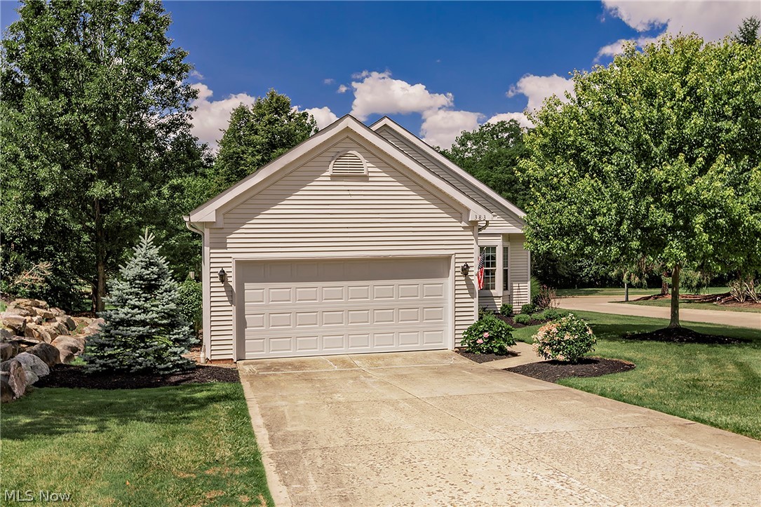 383 Woodside Drive Northfield OH 44067
