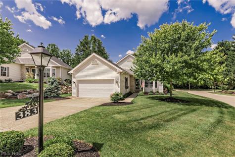 383 Woodside Drive Northfield OH 44067