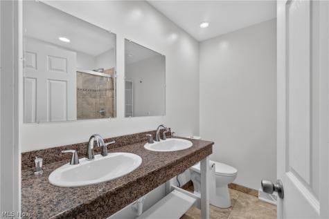 2389 Babcock Road Hinckley OH 44233