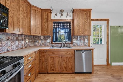 2389 Babcock Road Hinckley OH 44233