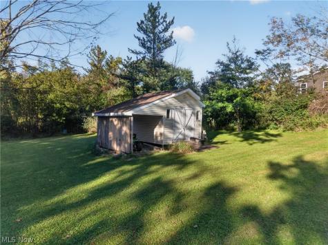 2389 Babcock Road Hinckley OH 44233