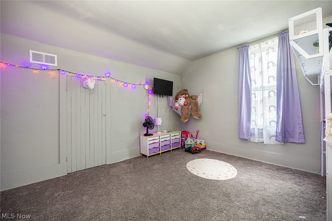936 S Lawn Avenue Coshocton OH 43812