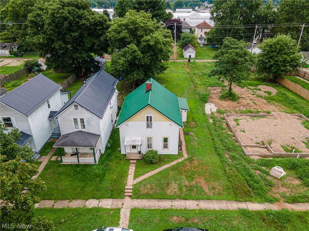 936 S Lawn Avenue Coshocton OH 43812
