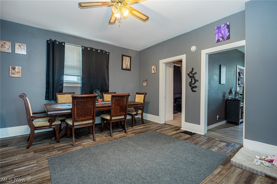 936 S Lawn Avenue Coshocton OH 43812