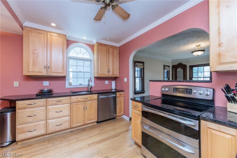 19726 Riverwood Avenue Rocky River OH 44116