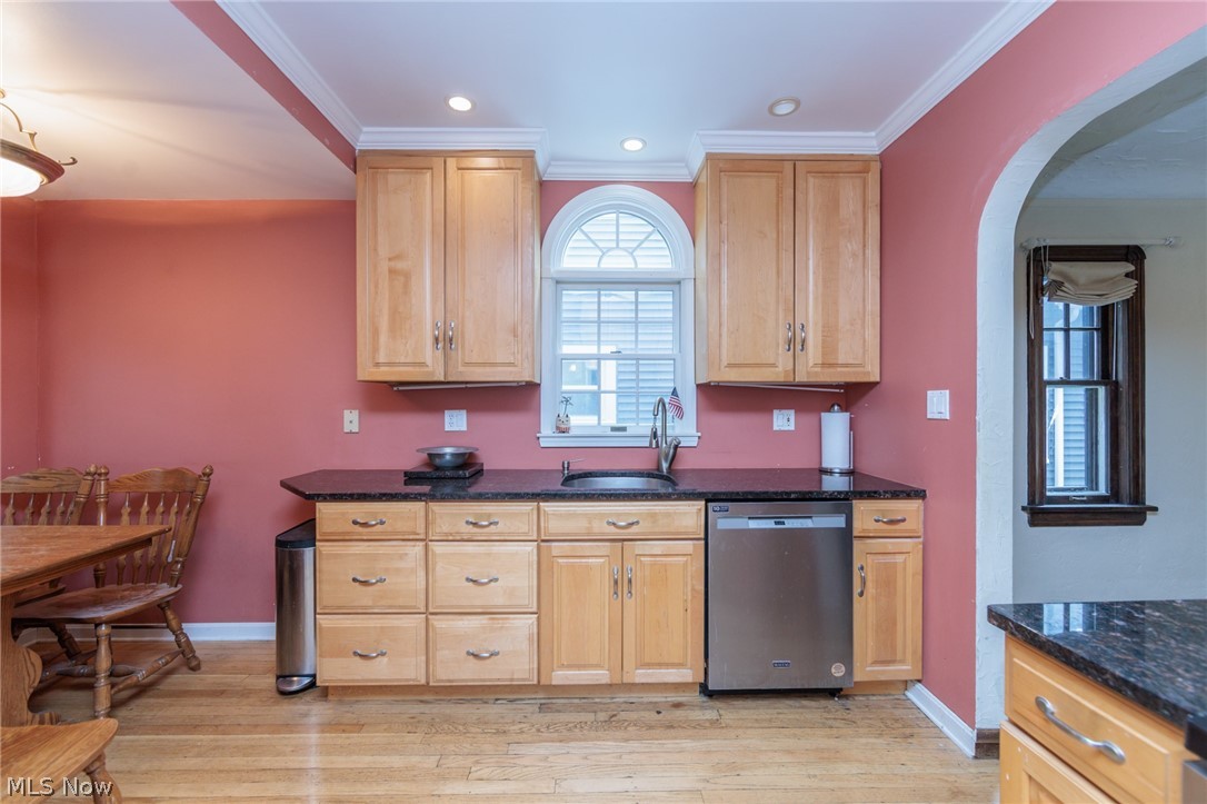19726 Riverwood Avenue Rocky River OH 44116