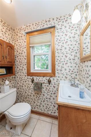 19726 Riverwood Avenue Rocky River OH 44116