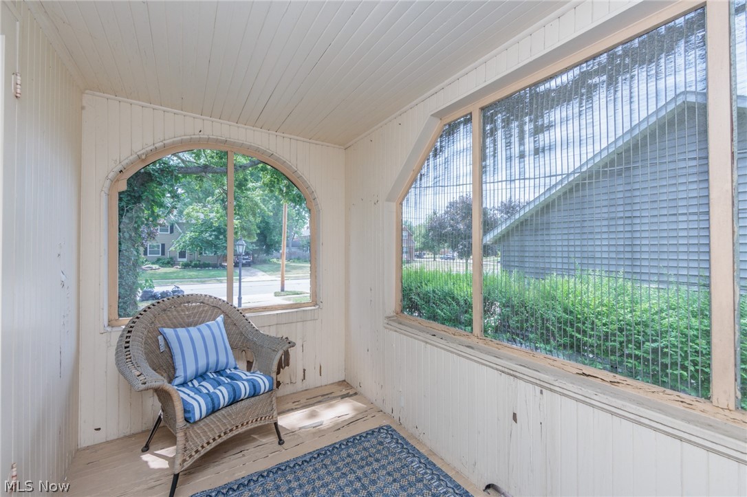 19726 Riverwood Avenue Rocky River OH 44116