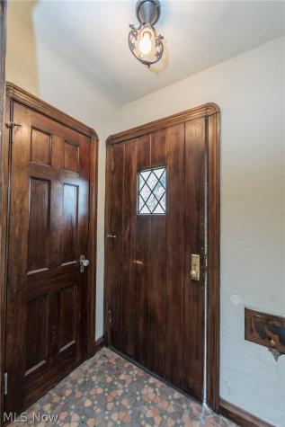 19726 Riverwood Avenue Rocky River OH 44116