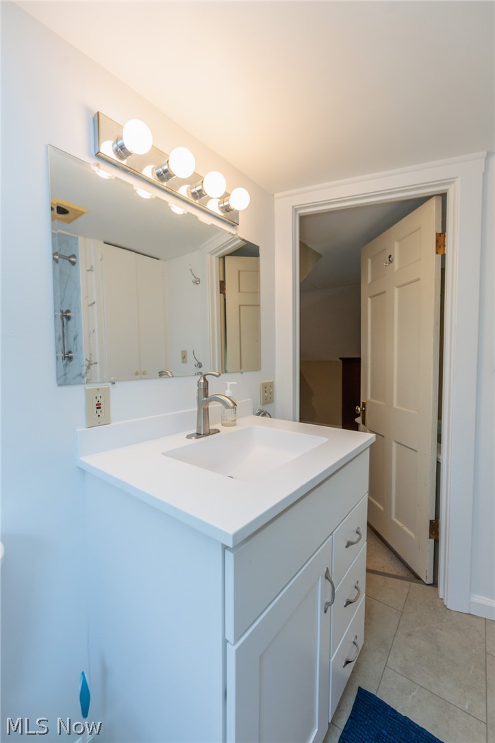 19726 Riverwood Avenue Rocky River OH 44116