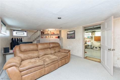 19726 Riverwood Avenue Rocky River OH 44116