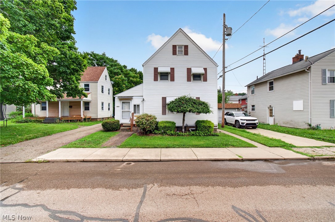 1392 Maryland Avenue SW Canton OH 44710