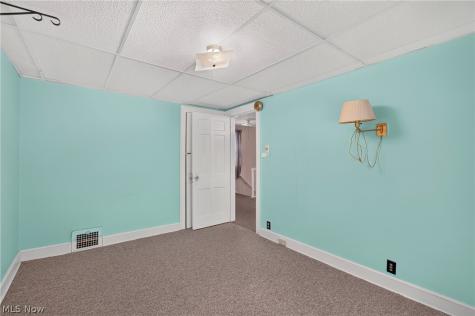 1392 Maryland Avenue SW Canton OH 44710