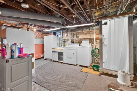 1392 Maryland Avenue SW Canton OH 44710