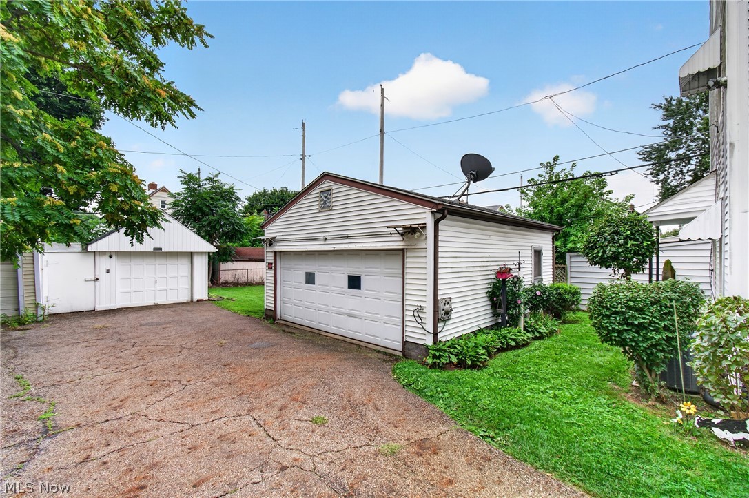 1392 Maryland Avenue SW Canton OH 44710