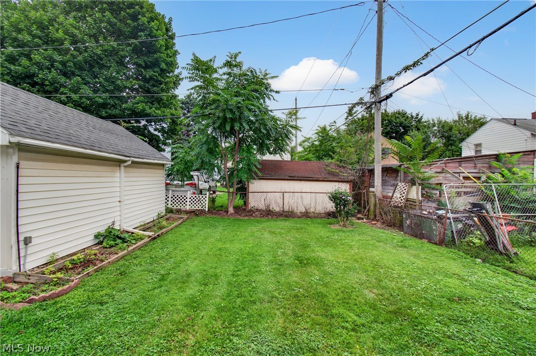 1392 Maryland Avenue SW Canton OH 44710