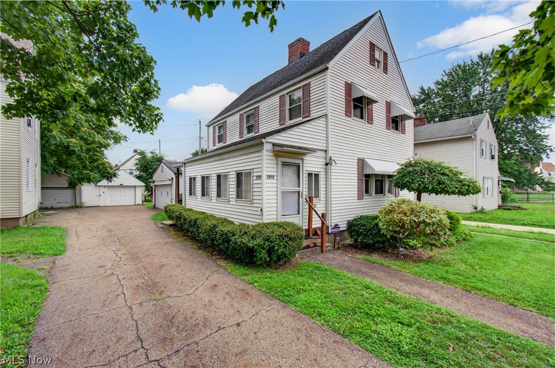 1392 Maryland Avenue SW Canton OH 44710