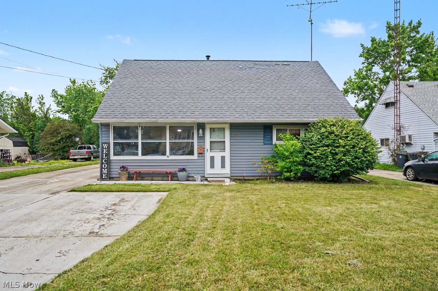 3278 Tod Avenue NW Warren OH 44485
