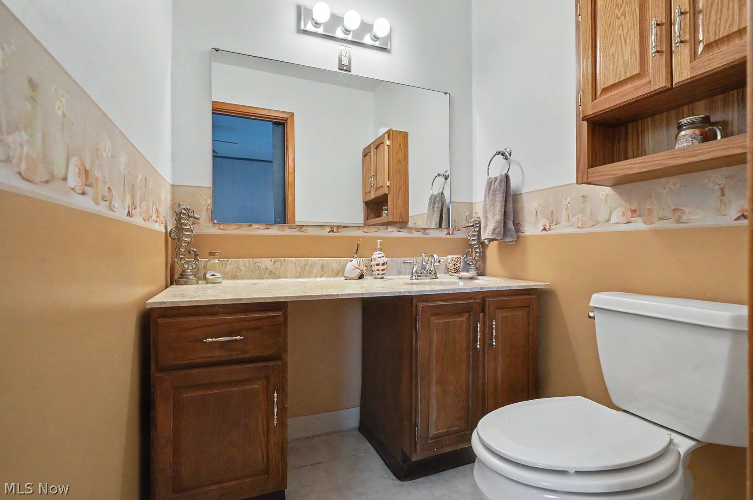 3278 Tod Avenue NW Warren OH 44485