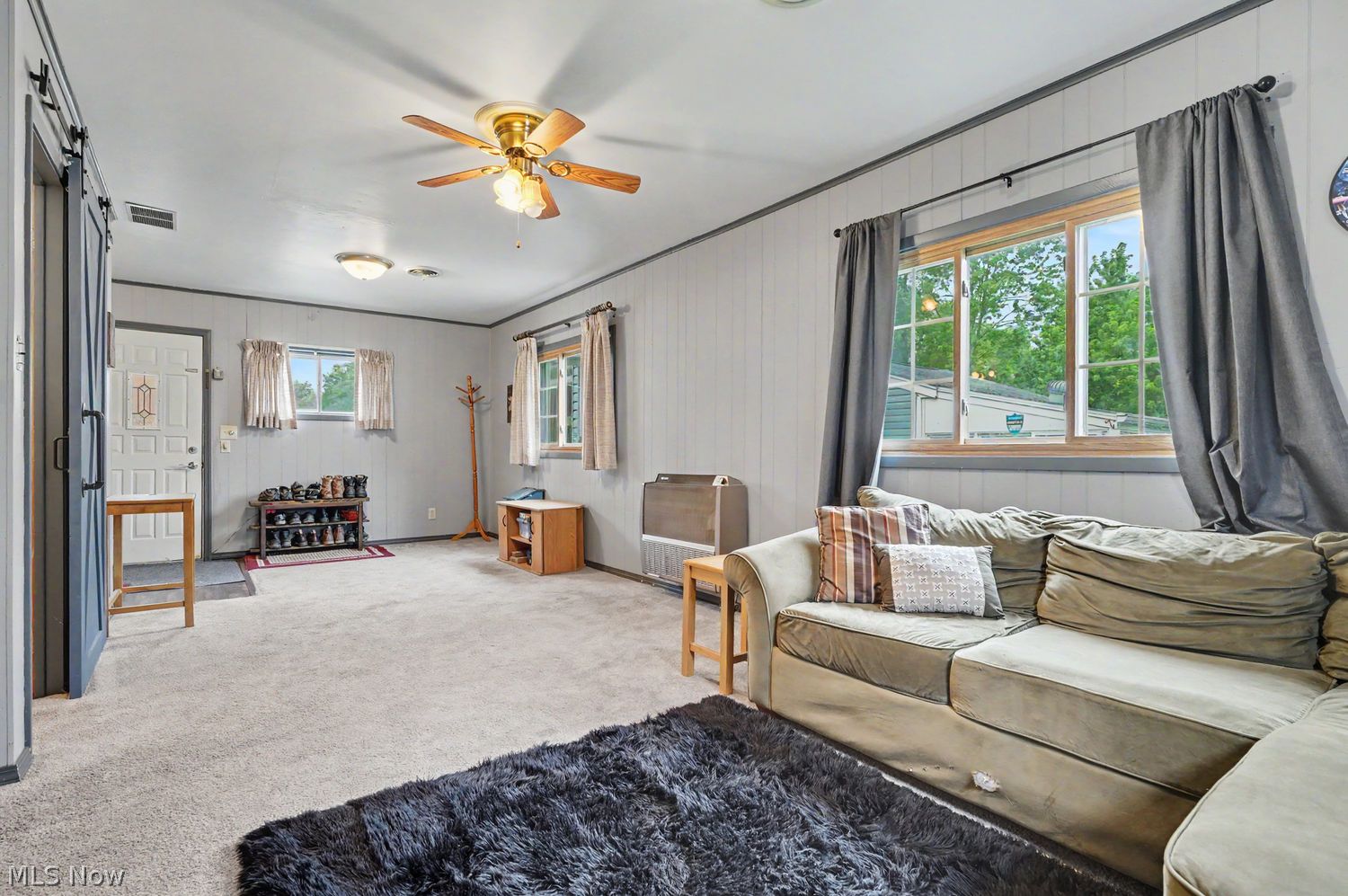 3278 Tod Avenue NW Warren OH 44485