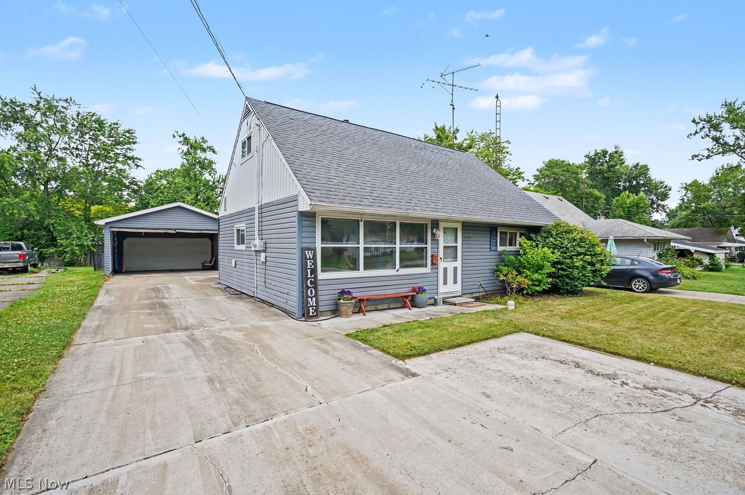 3278 Tod Avenue NW Warren OH 44485