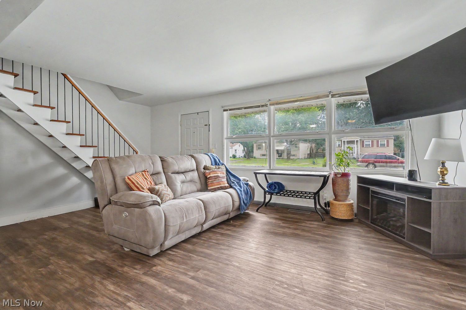 3278 Tod Avenue NW Warren OH 44485